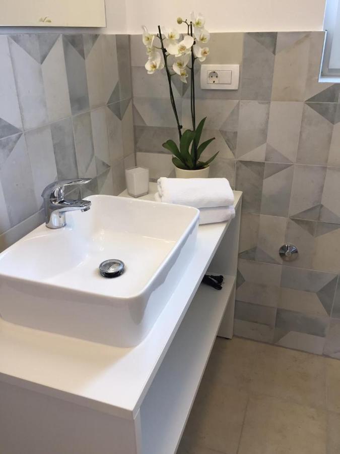 Holiday Home Aqua Smrika Ngoại thất bức ảnh
